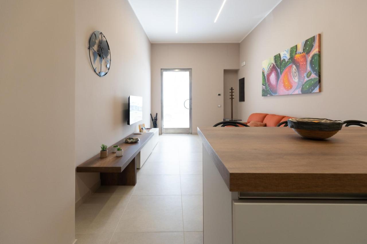 Iitana Luxury Apartment - Fronte Mare Con Vasca Idromassaggio Catânia Exterior foto
