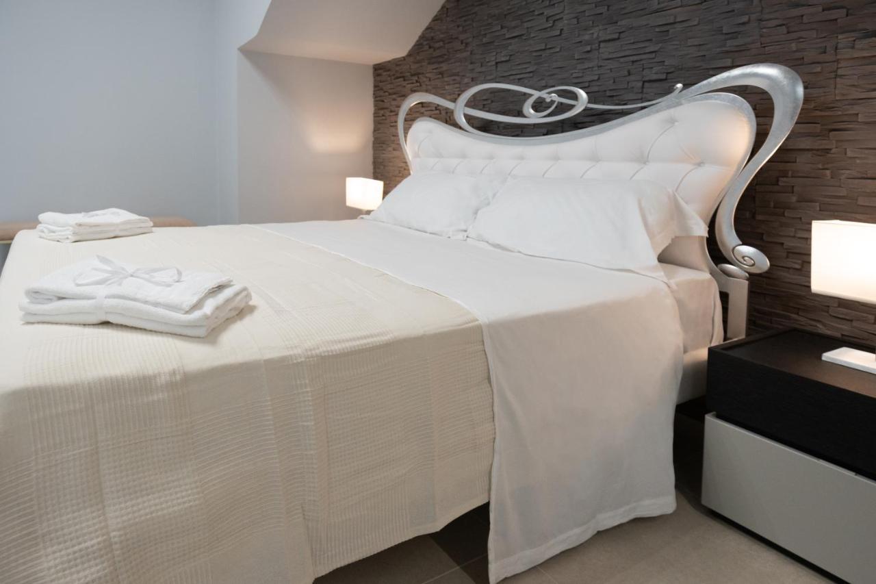 Iitana Luxury Apartment - Fronte Mare Con Vasca Idromassaggio Catânia Exterior foto