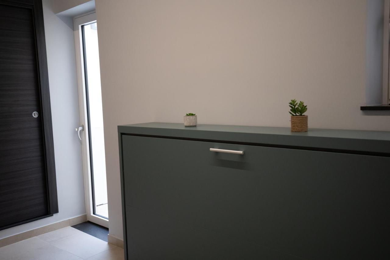 Iitana Luxury Apartment - Fronte Mare Con Vasca Idromassaggio Catânia Exterior foto