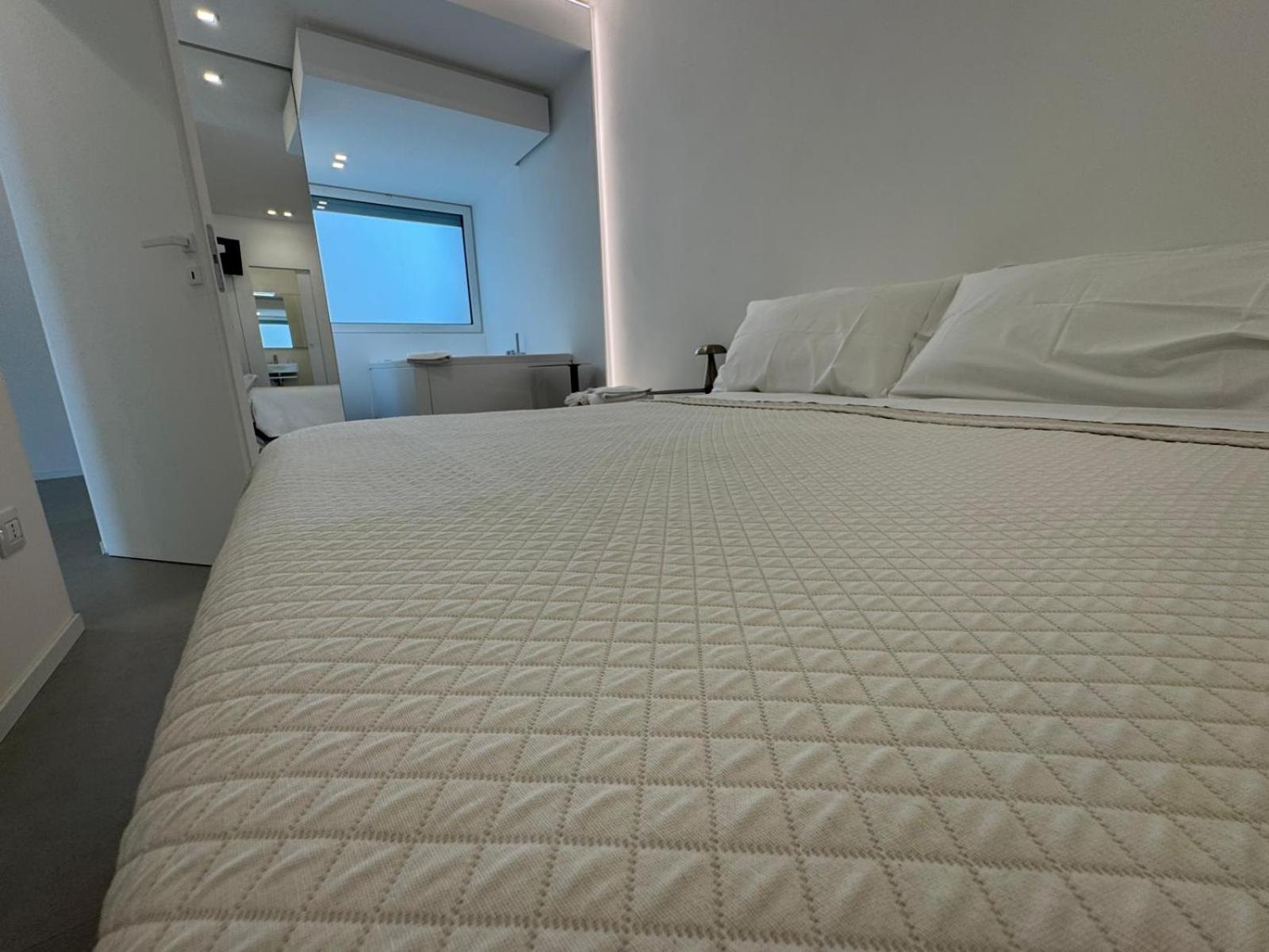 Iitana Luxury Apartment - Fronte Mare Con Vasca Idromassaggio Catânia Exterior foto