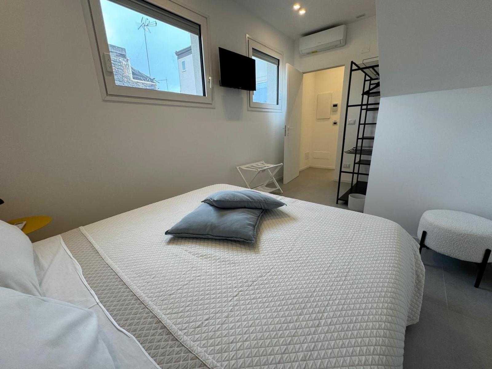 Iitana Luxury Apartment - Fronte Mare Con Vasca Idromassaggio Catânia Exterior foto